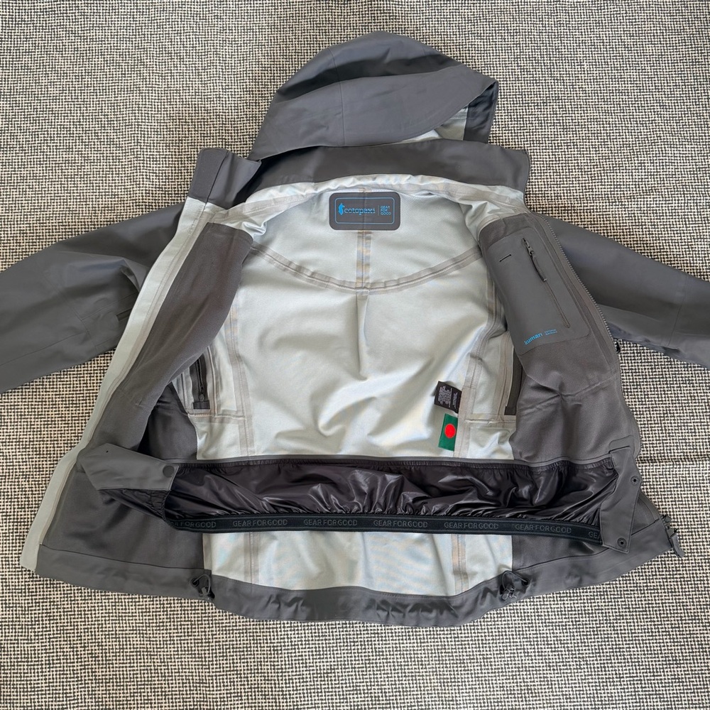 Cotopaxi Women’s Hooded Rain Jacket Shell - Picture 5 of 6